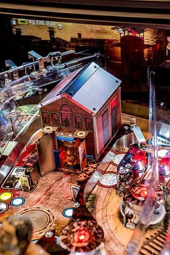 Stern | The Walking Dead Pro Pinball Machine