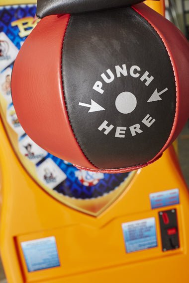 Kalkomat | Punching Bag