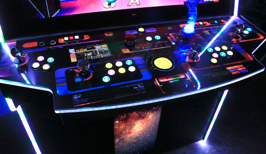 Paradox Arcades| Falcon - Colossus - XL | 43" 4K Monitor | 4 - Player | First - Class Edition | Racing Wheels | Dual Advanced Light Guns