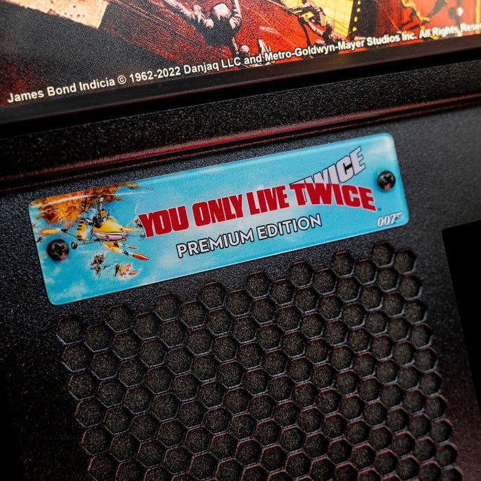 Stern | James Bond 007 |You Only Live Twice | Premium | Pinball Machine