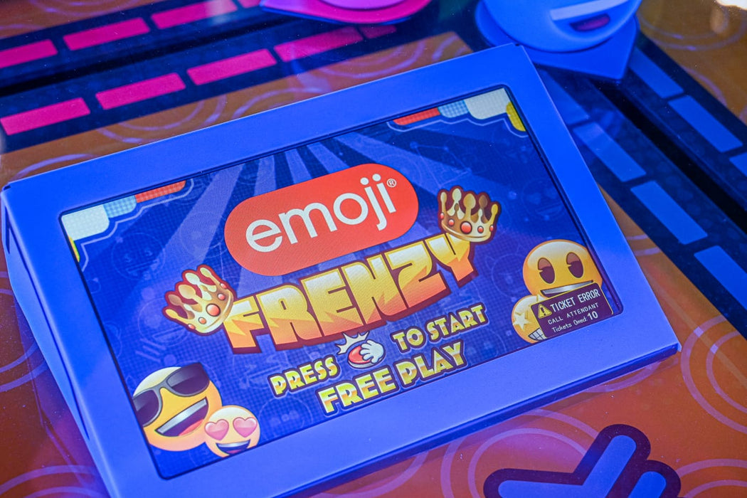 UNIS | Emoji Frenzy | 4 - Player | 200 Emoji Balls( Included) | Prize Winning Arcade Game
