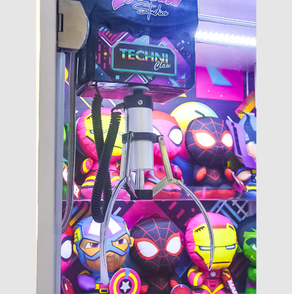Zooom Studios | Techni Claw | 36 - inch | Claw Machine